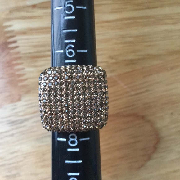 Bejeweled ring - Picture 5 of 6